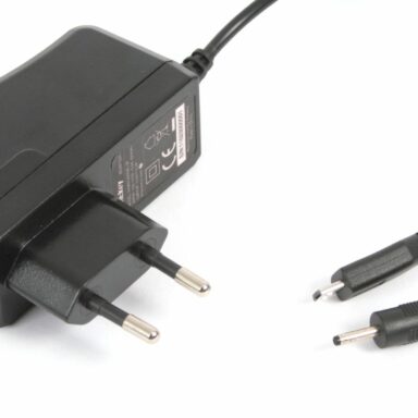 OMEGA TABLET WALL CHARGER 2 TIPS MICRO USB & 2,5MM